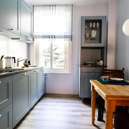 Apartment Bispink